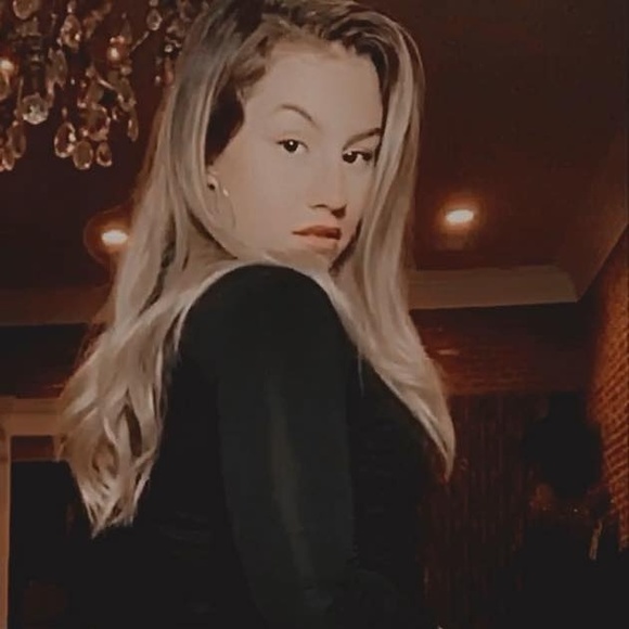 rhiannonrose4